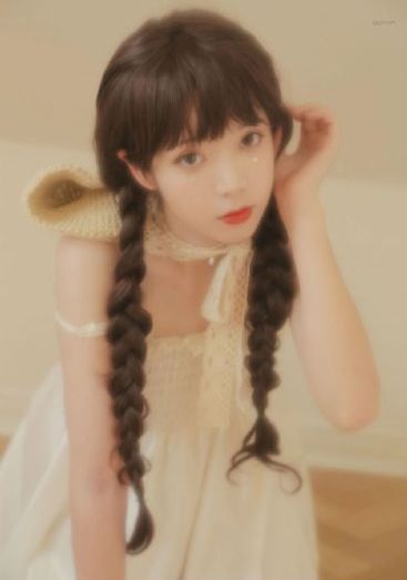 欧美肥臀老妇_HD日本电影免费