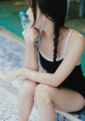 国产日产精品久久婷婷色_720全集在线观看