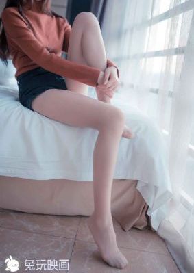 欧美丰乳肥臀影星_4K高清电影在线