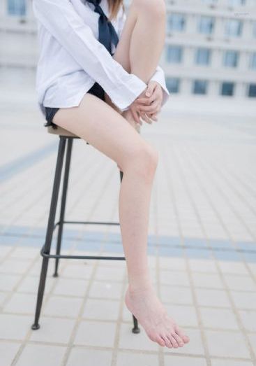 欧美十八岁长发女_720电影在线观看