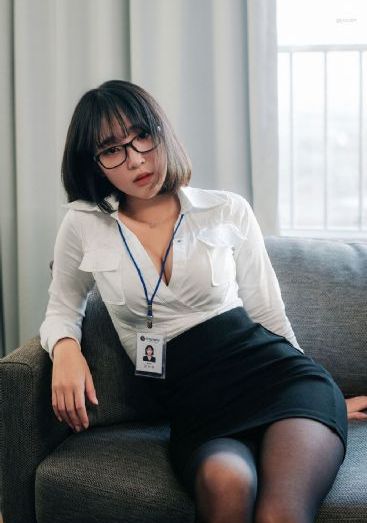 欧美丝袜美女图片_中文字幕在线观看
