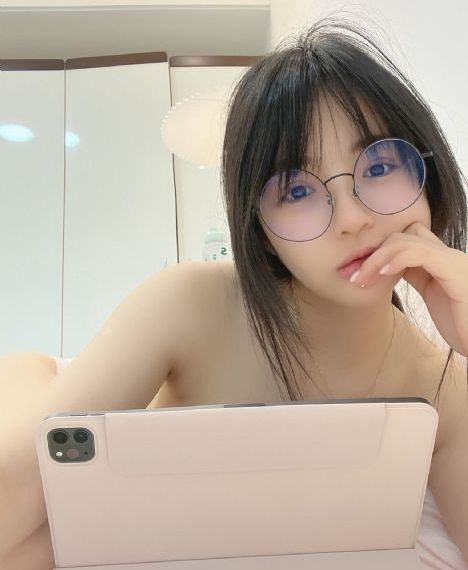 粉嫩少妇一区二区_在线播放-手机免费播放动漫