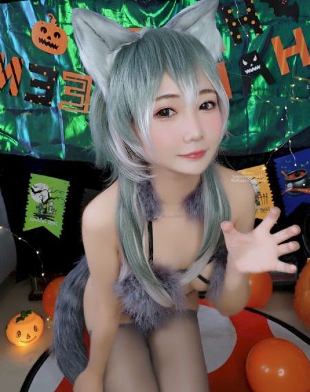 欧美三人交_720超清免费观看